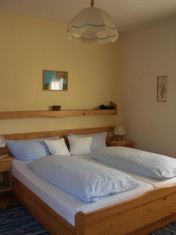 Weingut Schlafgut Genussgut Lorenz Hostal Kitzeck im Sausal Exterior foto